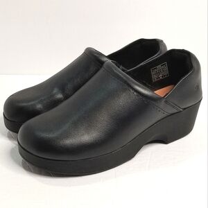 Lila Shoes for Crews Slip Resistant Black Leather Juno Work Clogs- Size 7.5